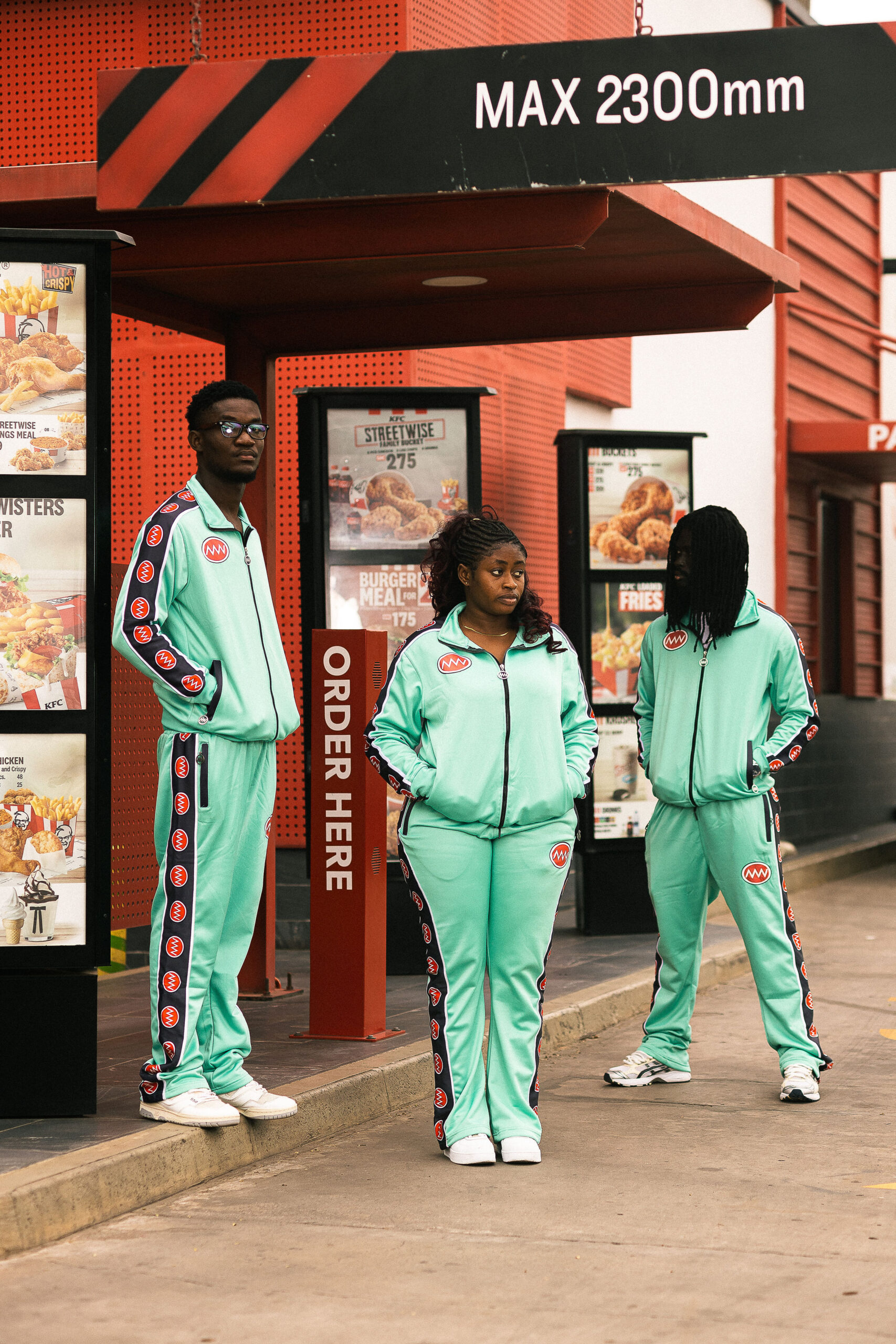 MODERNDAY TRAXJ SUIT - Image 8